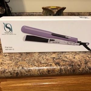 Natalie Styx flat iron